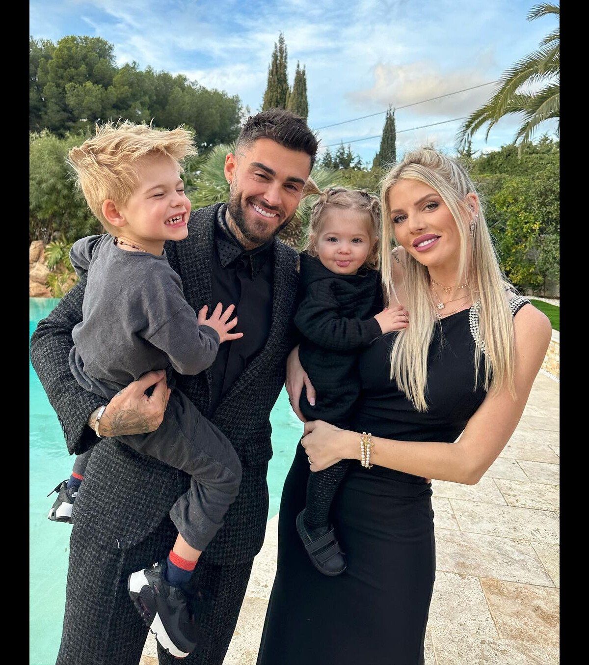 découvrez la fortune de jessica thivenin, influenceuse et star de la télé-réalité française. plongez dans son parcours, ses projets et sa manière d'accumuler richesse et succès.