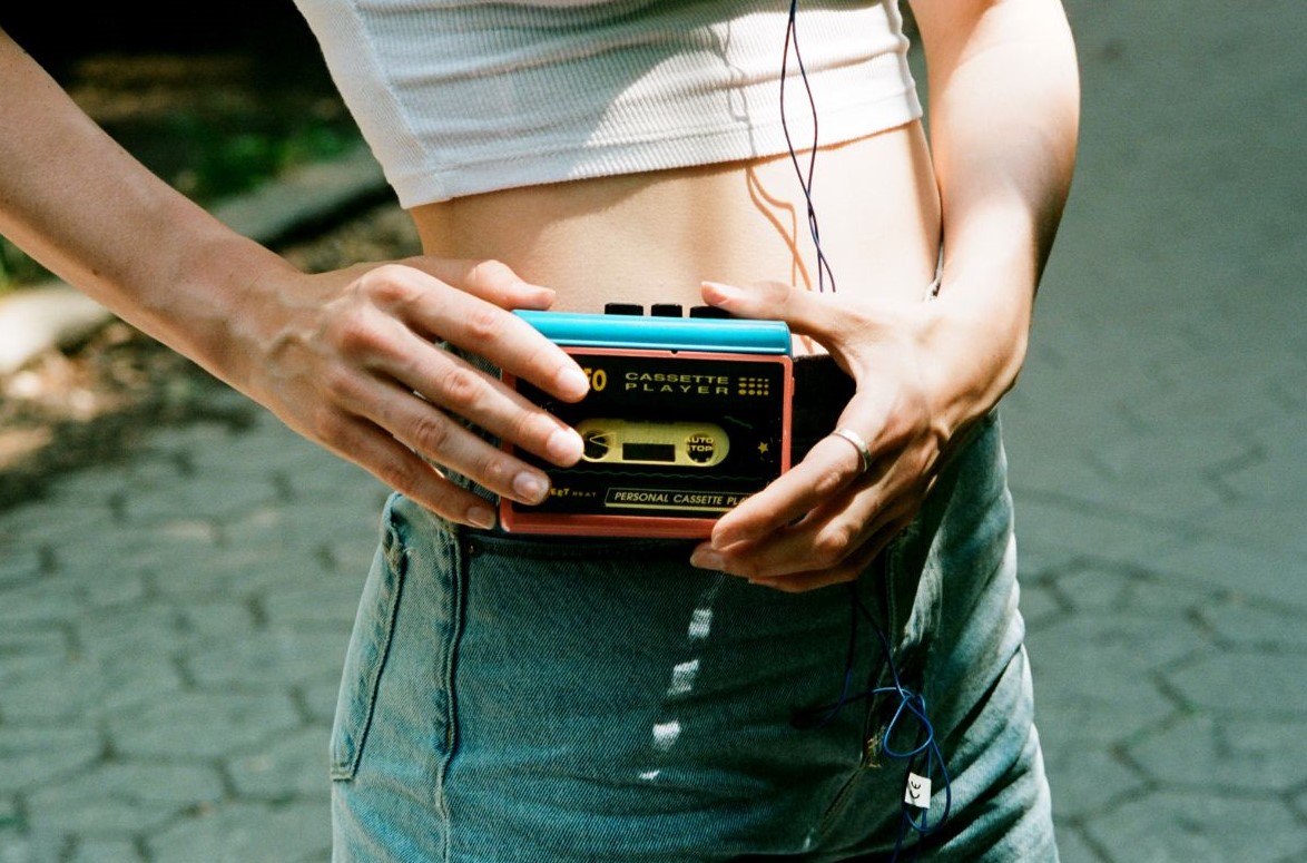 découvrez l'univers des jouets emblématiques des années 80 ! revivez l'innocence et la créativité de cette décennie colorée à travers des jouets cultes, qui ont marqué des générations et continuent d'apporter joie et nostalgie. plongez dans les souvenirs avec nos sélections incontournables.