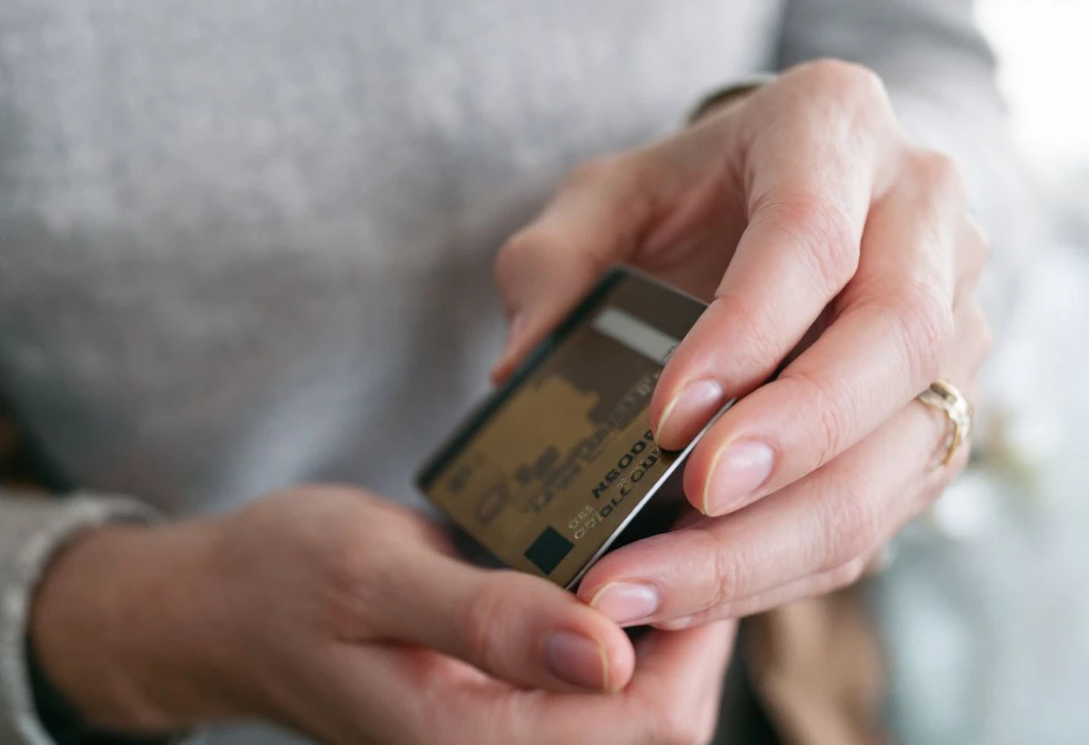 découvrez comment résilier votre compte revolut facilement et rapidement grâce à notre guide étape par étape. obtenez toutes les informations nécessaires pour effectuer cette démarche en toute sérénité.