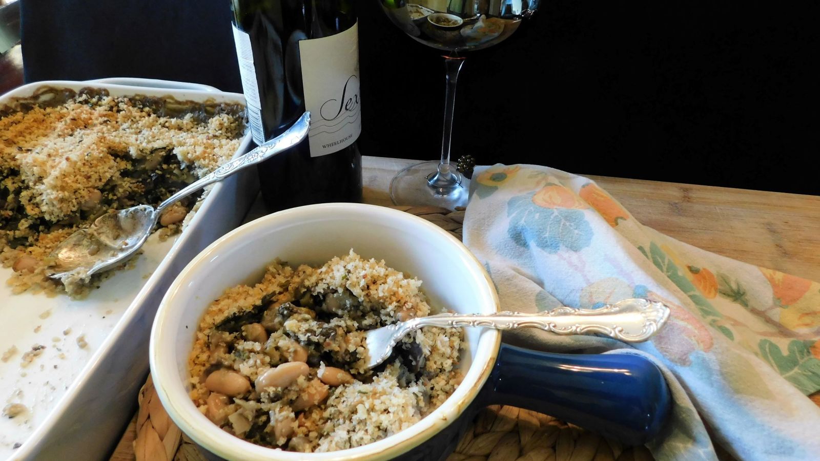 découvrez le cassoulet constant, un plat classique de la cuisine française. savourez cette délicieuse combinaison de haricots blancs, de viandes marinées et d'aromates, préparée avec amour selon la recette traditionnelle. idéal pour un repas convivial en famille ou entre amis, le cassoulet constant est un vrai régal qui réchauffe le cœur.