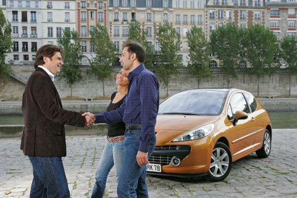 découvrez un processus d'achat de voitures d'occasion sécurisé, alliant confiance et transparence. profitez de conseils expert pour choisir le véhicule qui vous convient, tout en garantissant votre tranquillité d'esprit grâce à nos contrôles qualité rigoureux.