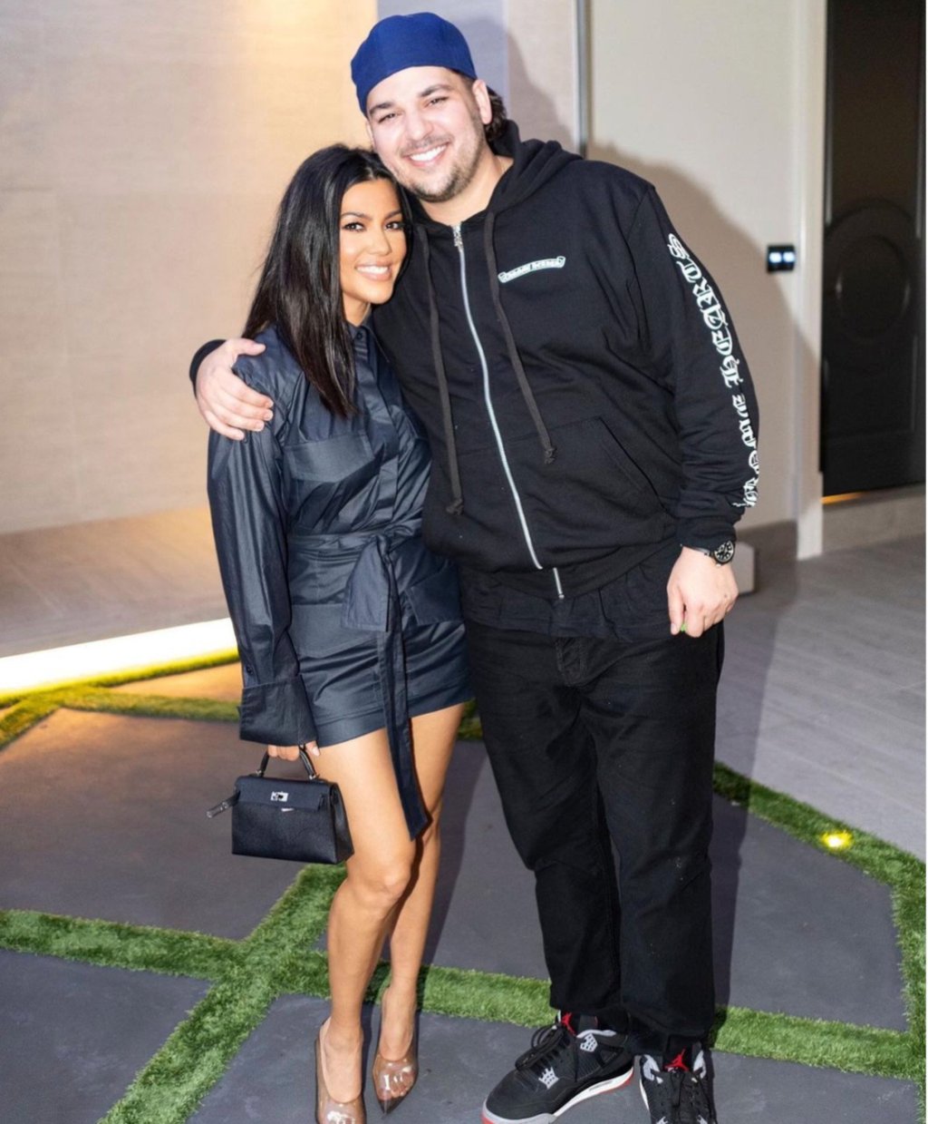 découvrez la fortune impressionnante des kardashian, une dynastie qui a su transformer la notoriété en richesse grâce à des véhicules divers tels que la télé-réalité, les entreprises et les partenariats de luxe.