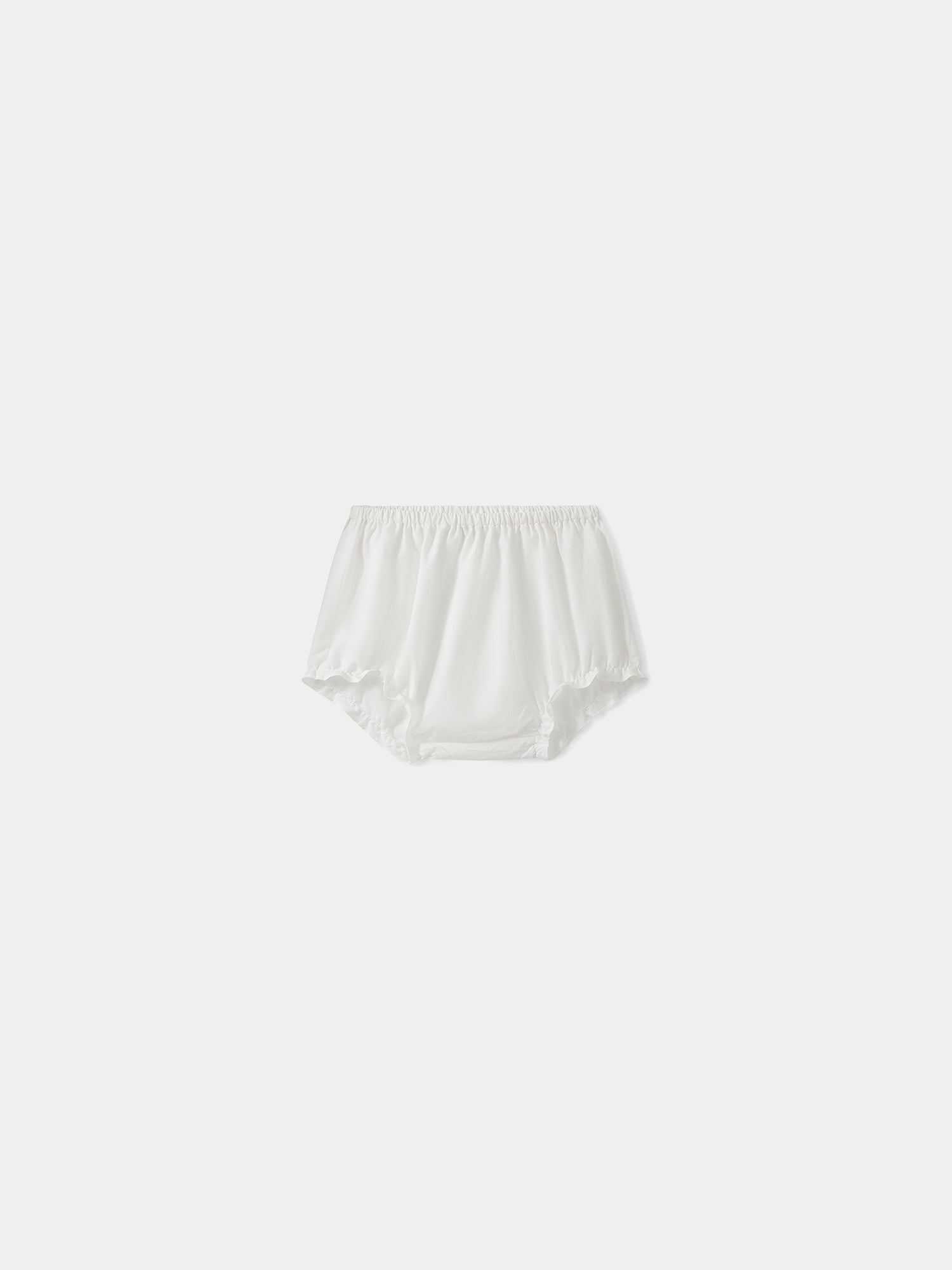 découvrez notre collection de bloomer trousers estivaux, alliant confort et style. parfaits pour les journées ensoleillées, ces pantalons légers et élégants ajoutent une touche de fraîcheur à votre garde-robe estivale. idéaux pour toutes les occasions, explorez nos designs variés pour un look tendance cette saison!