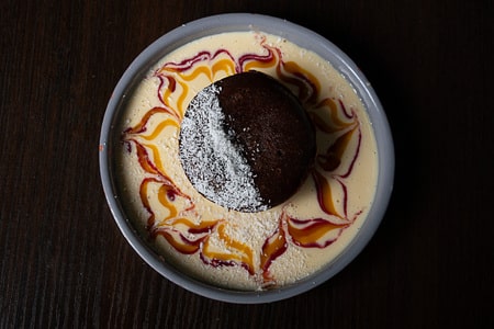 découvrez trattoria orthez, un restaurant italien chaleureux où vous dégusterez des plats authentiques préparés avec des ingrédients de qualité. laissez-vous séduire par notre ambiance conviviale et nos spécialités maison qui raviront vos papilles.