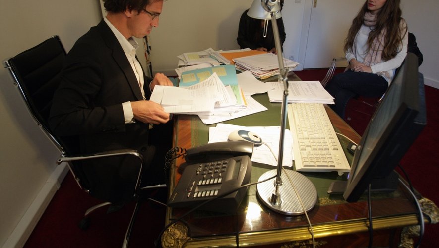 découvrez tout sur le procès de recommencement : définitions, enjeux juridiques et conséquences pour les parties concernées. informations clés et conseils d'experts.