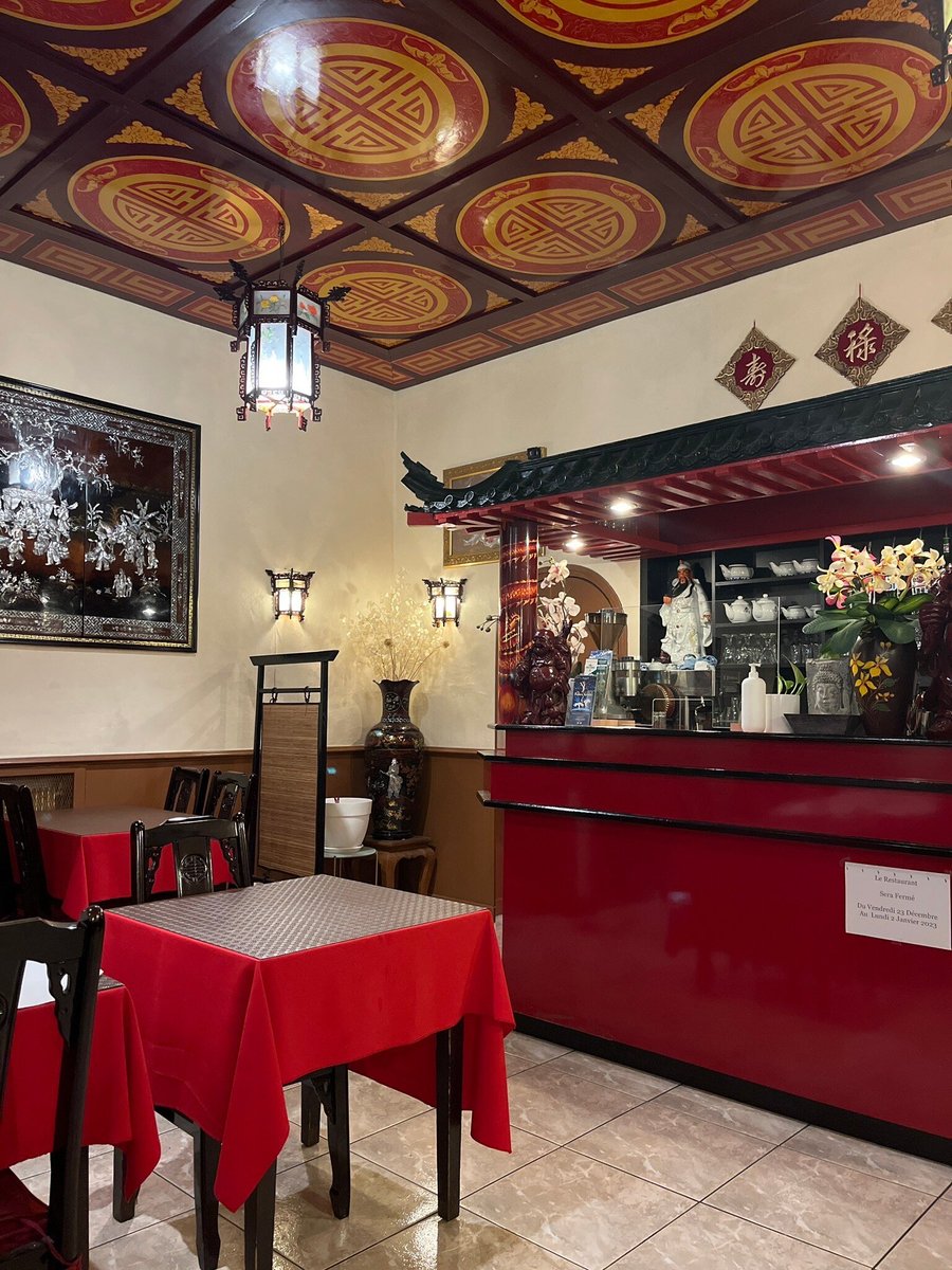 découvrez notre menu à 22,50€ dans votre restaurant à béziers : entrée, plat et dessert faits maison dans une ambiance conviviale. réservez votre table dès maintenant !