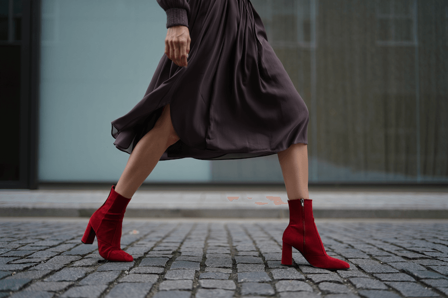 découvrez si le port du pantalon dans les chaussettes est une tendance mode audacieuse ou une erreur à éviter. analyse et conseils stylés pour adopter ce look.